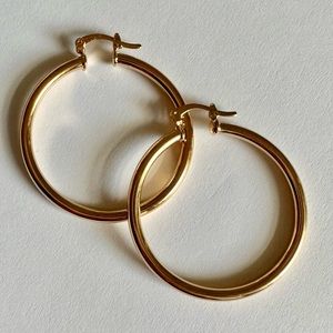 Jordan Road “Lola Medium” 18k Gold Plated Brass Hoops - 1.5”